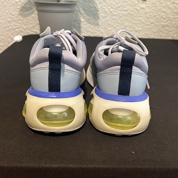 NIKE AIR MAX - Picture 4 of 5